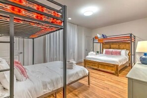 4 chambres, bureau, fer et planche à repasser, Wi-Fi gratuit