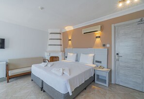 Frigobar, cofres nos quartos, Wi-Fi de cortesia, roupa de cama