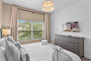 4 bedrooms, desk, iron/ironing board, travel crib