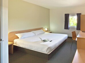 Double Room, 1 Queen Bed | Free WiFi - DUBBO BUDGET STAY (Dubbo)
