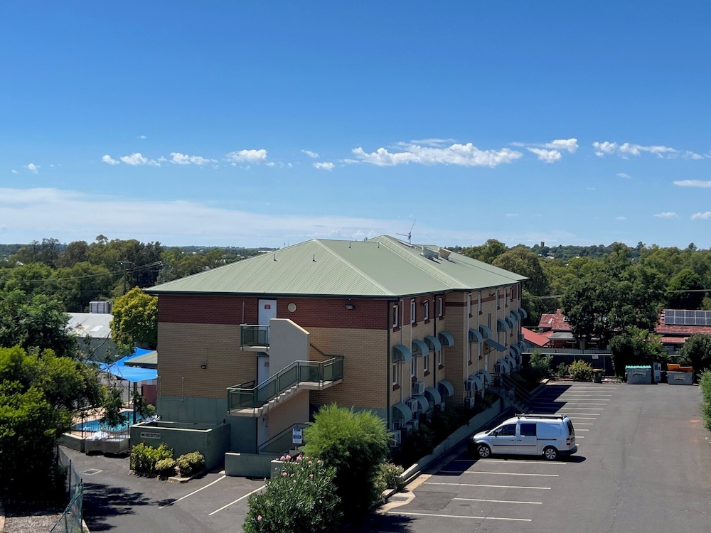 ibis budget Dubbo by null