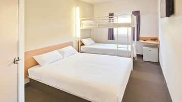 Classic Quadruple Room | Free WiFi