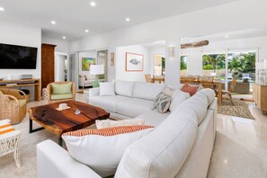 スマートテレビ、ステレオ