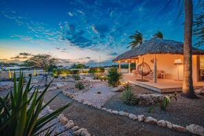 Unclassified image, 5 of 53, button