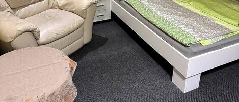 4 間睡房、上網、床單