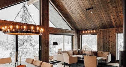Modern Mountain Cabin - Sauna - 5 Bedrooms - Sleeps for 10