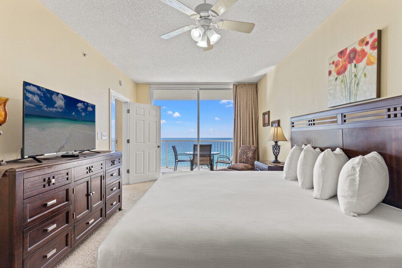 2 bedrooms, iron/ironing board, travel crib, free WiFi