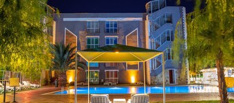 Aqua Nina Resort Hotel