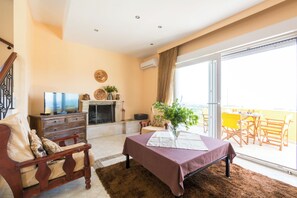 Flat-screen TV - Villa Marafen by Corfu Escapes (Corfu)