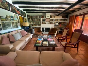 Smart TV, fireplace, printers - CASA REGÀS AND CASA GEORGINA. Costa Brava (Palafrugell)