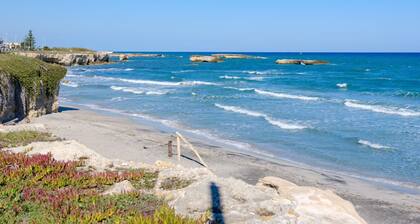 Sunny Haven Villa in Torre Lapillo