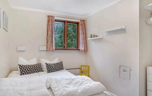 3 chambres, fer et planche à repasser, Wi-Fi gratuit