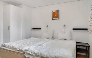 3 bedrooms, iron/ironing board, free WiFi - Lovely summer house in Marielyst (Væggerløse)