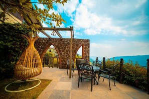 Doppel- oder Zweibettzimmer | Wohnbereich