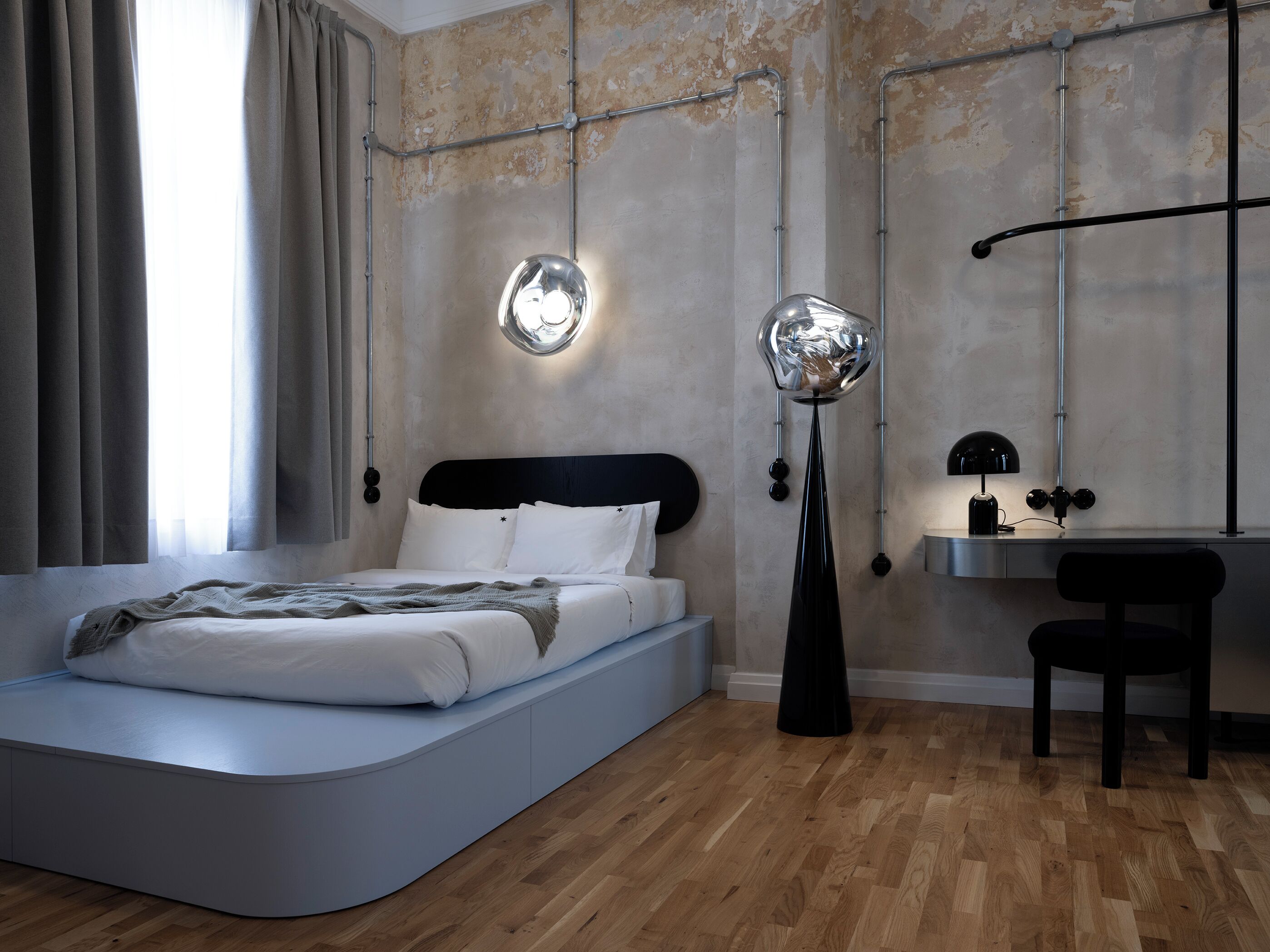 Phòng Suite Executive | Bộ đồ giường kháng dị ứng, minibar, két bảo mật tại phòng 