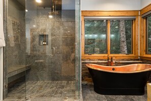 Hårtørrer, håndklæder