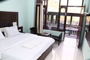 Superior dubbelrum eller tvåbäddsrum - balkong | Gratis wi-fi