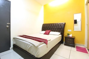 Deluxe Double Room | 1 bedroom, iron/ironing board, free WiFi