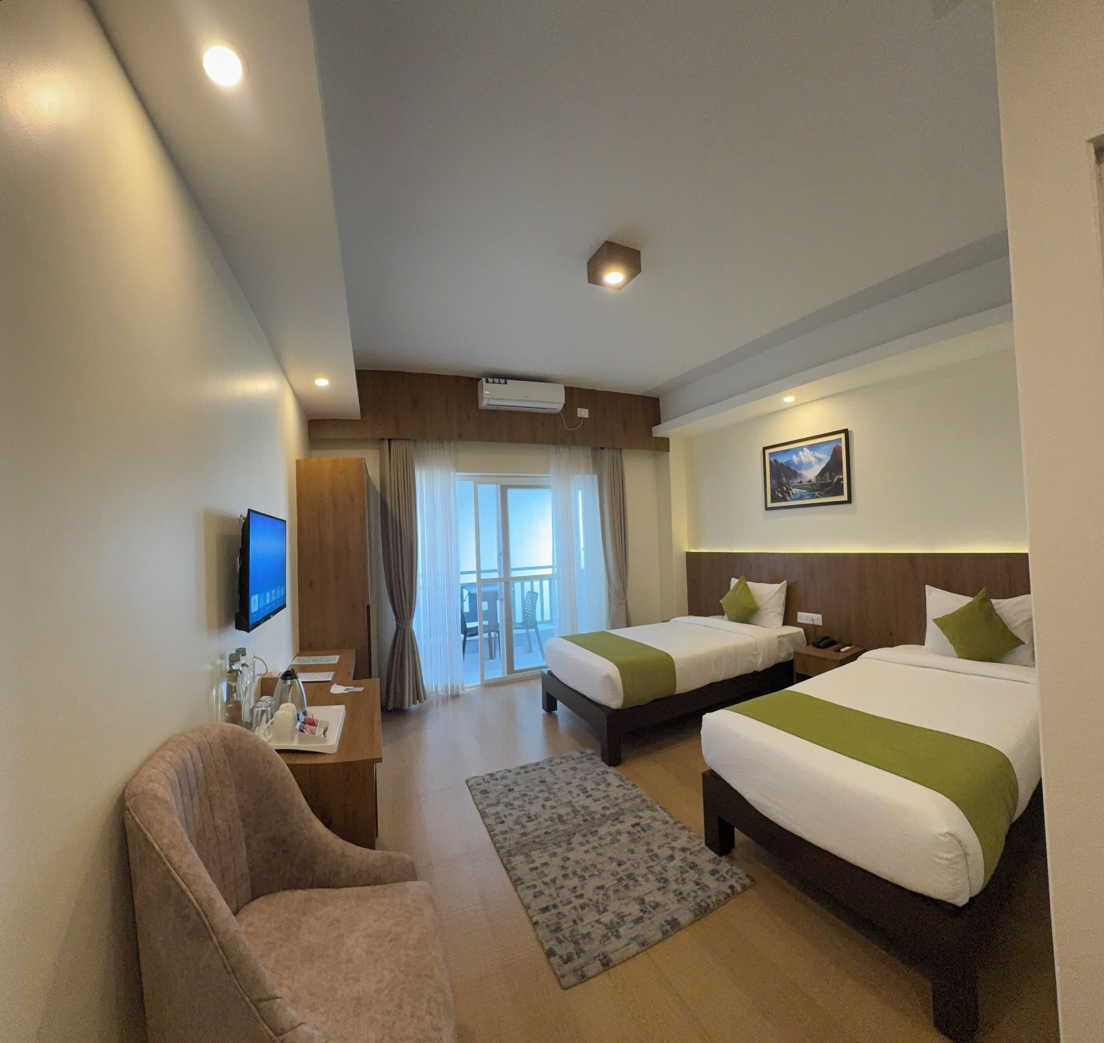 Deluxe Twin Room