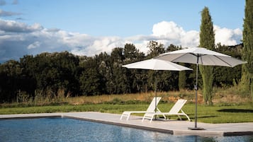 Alberca al aire libre