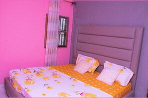 2 bedrooms, iron/ironing board