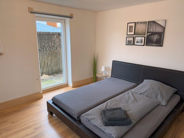 4 bedrooms, iron/ironing board, travel cot, free WiFi