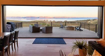 Glenn Haven Luxury Large Group Getaway Sleeps 60