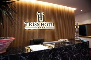 Reception - Triss Hotel (Tirana)