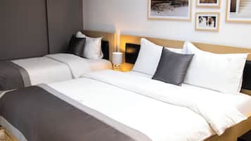 Chambre Triple Deluxe | Espace de travail pour ordinateur portable, Wi-Fi gratuit