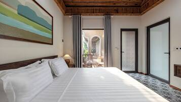 Deluxe Double Room, Balcony, Pool View | Premium bedding, individually decorated, individually furnished, desk