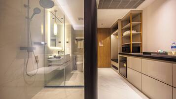 Deluxe Double Room, Balcony, City View | Bathroom | Shower, hair dryer, bathrobes, slippers