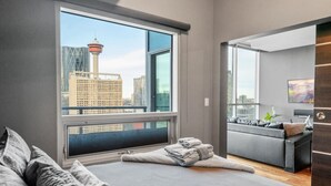办公桌、熨斗/熨衣板、免费 WiFi、床单