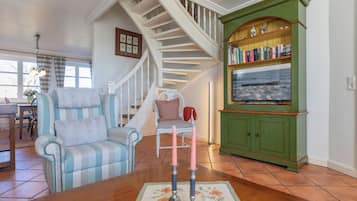 Fernseher, Stereoanlage