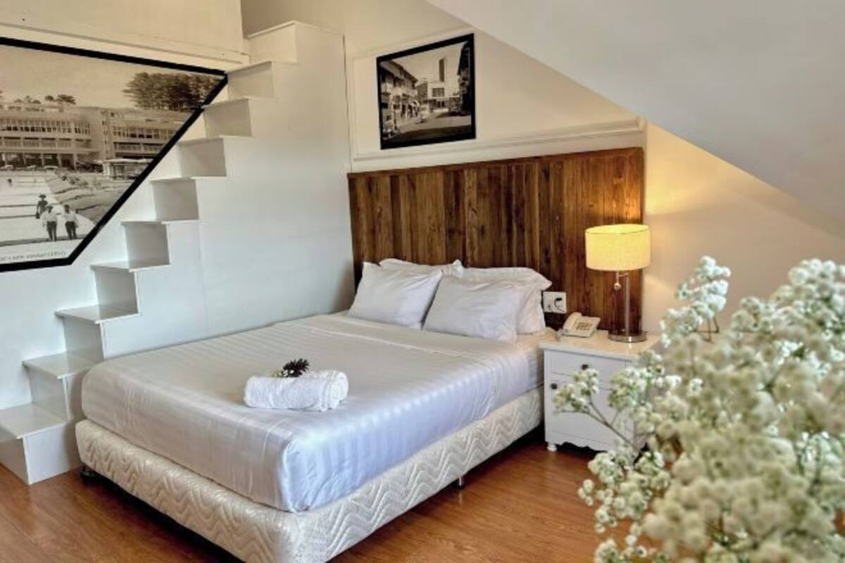 Individually decorated, individually furnished, desk, free WiFi