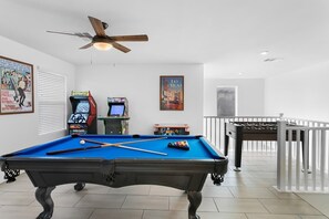 Spielezimmer