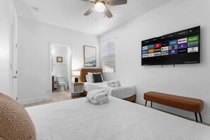 5 bedrooms, iron/ironing board, WiFi, bed sheets