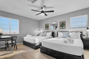 6 chambres, fer et planche à repasser, lit de bébé portatif, Wi-Fi