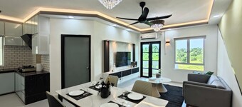 Tiara Desaru By Antlerzone