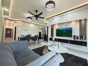 Apartment, Balcony, City View