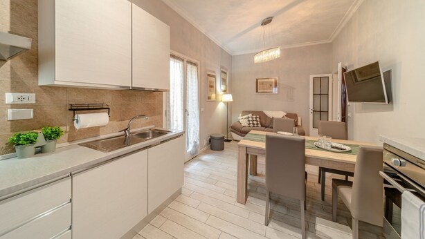 Unclassified image, 1 of 35, button - Courtyard Nest - appartamento in Santissima Annunziata (Firenze)