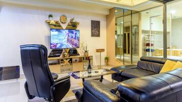 Apartment, 1 Bedroom, Accessible, Smoking | Room amenity