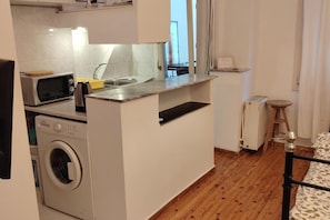 Interior - Large Studio/family Apartment (Thessaloniki)