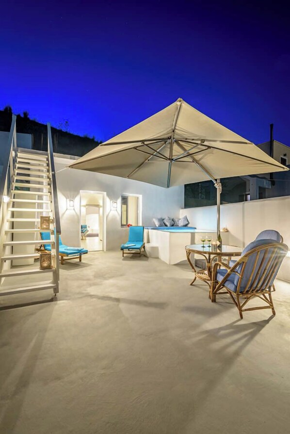 Villa | Terrace/patio