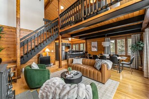 Tv, pejs, videospil, bordtennisbord