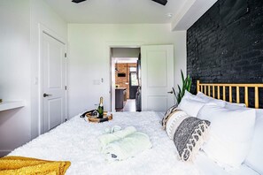 2 Schlafzimmer, Bügeleisen/Bügelbrett, Reisekinderbett, kostenloses WLAN