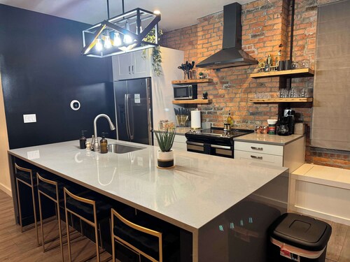 Short North/Downtown | Steps to High St | Walk to Convention Ctr | 5.8K+ Reviews