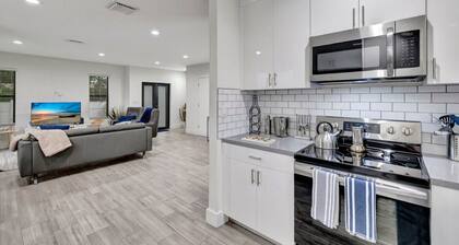 3BR/2.5BA Townhome-10 mins to FTL Beach & Downtown