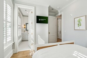 5 habitaciones, escritorio, tabla de planchar con plancha y wifi gratis 