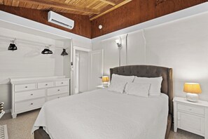 1 slaapkamer, een strijkplank/strijkijzer, wifi, beddengoed