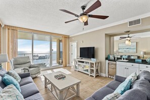 Télévision, table de tennis de table